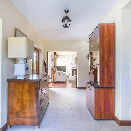 Apartment , ,250m Du Miramar, *